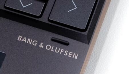 HP Spectre x360 14&quot; Laptop Tipis 2-In-1, Desain dan Fiturnya Sangat Memukau