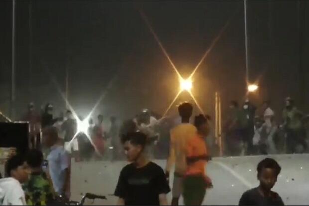 Medan Membara, Tawuran Antar Pemuda Pecah di Jembatan Penghubung Kecamatan