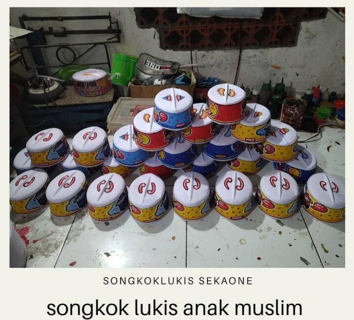 Songkok Lukis Sekaone, Bangkitkan Semangat Beribadah Untuk Anak-anak, Cakep Loh!