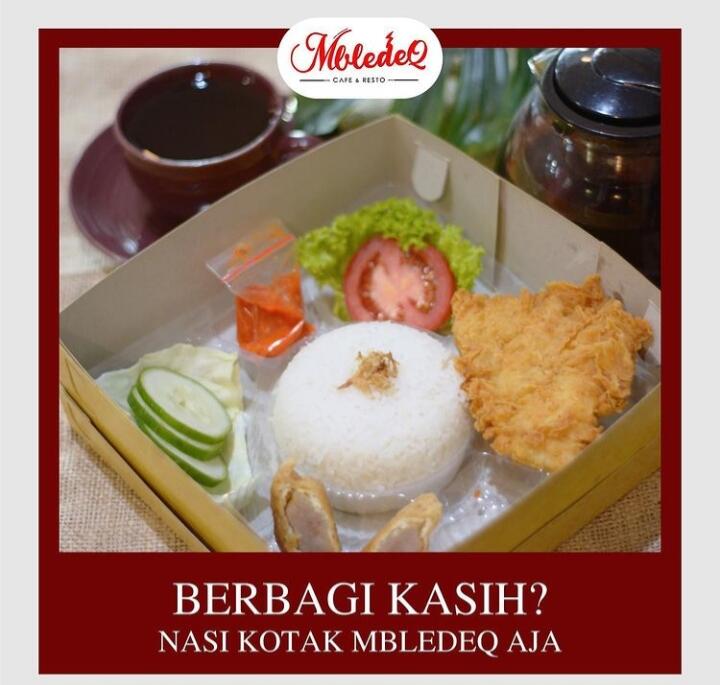 Cari Tempat Santai yang Ngehits, Datangi Mbledeg Cafe &amp; Resto di Gresik!
