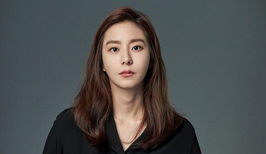 UEE Ungkap Julukan 'Honey Thighs' Membuatnya Merasa Tertekan