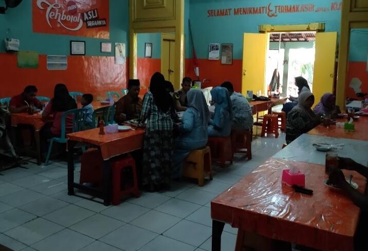 Rumah Makan Budi Luhur Nya Lete, Tempat Makan Enak di Bangkalan Madura