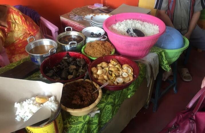 Rumah Makan Budi Luhur Nya Lete, Tempat Makan Enak di Bangkalan Madura