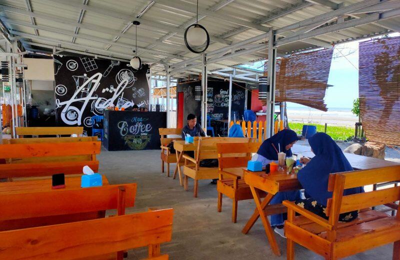 Kici Bohay, Kedai berbasis UMKM dengan menu nama yang Unik
