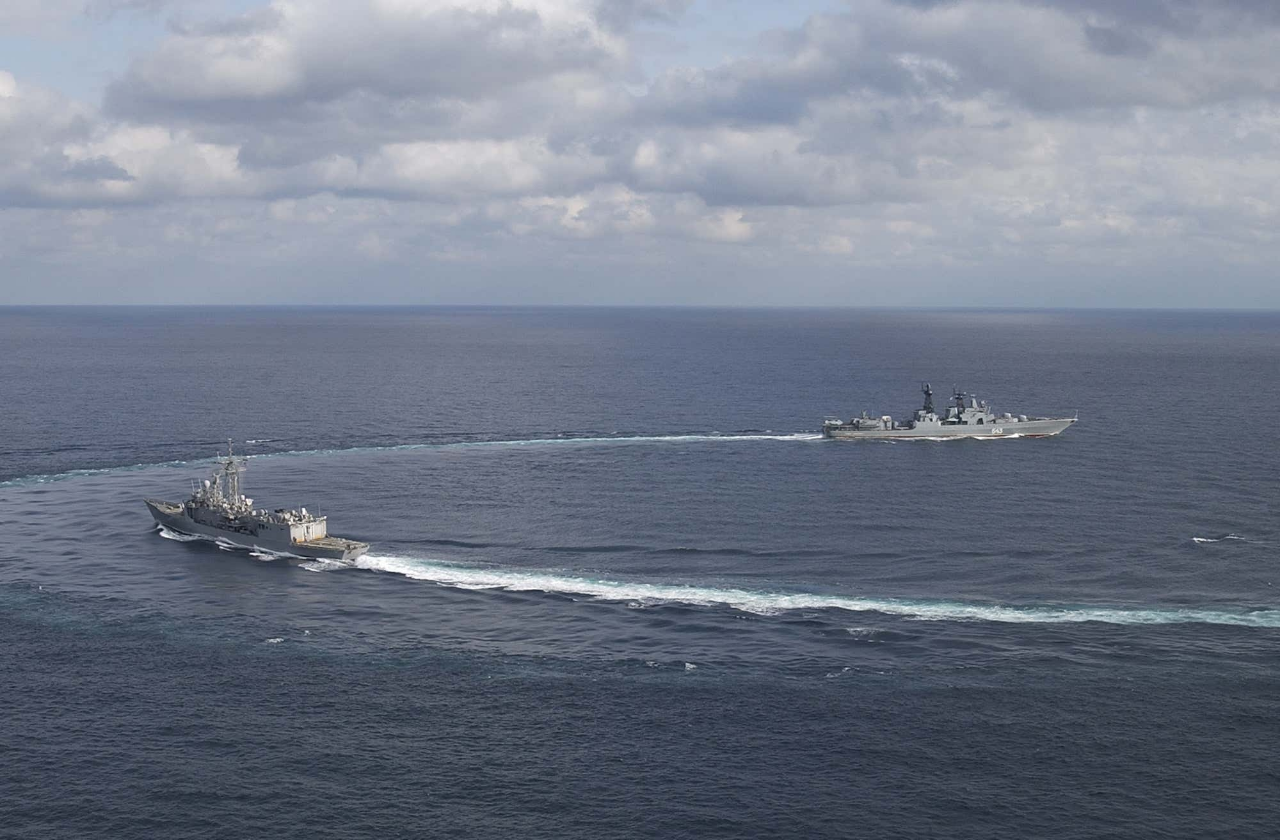 Russian Cruise Missile Spins Out Of Control Before Crashing Into Sea