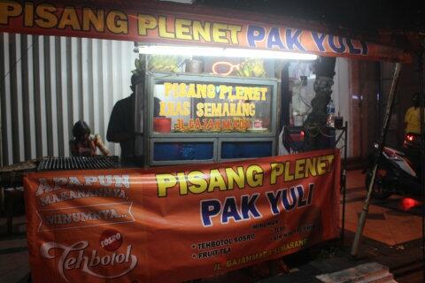 Pisang Plenet, Kuliner Legendaris Khas Semarang Yang Masih Tetap Hits Hingga Kini