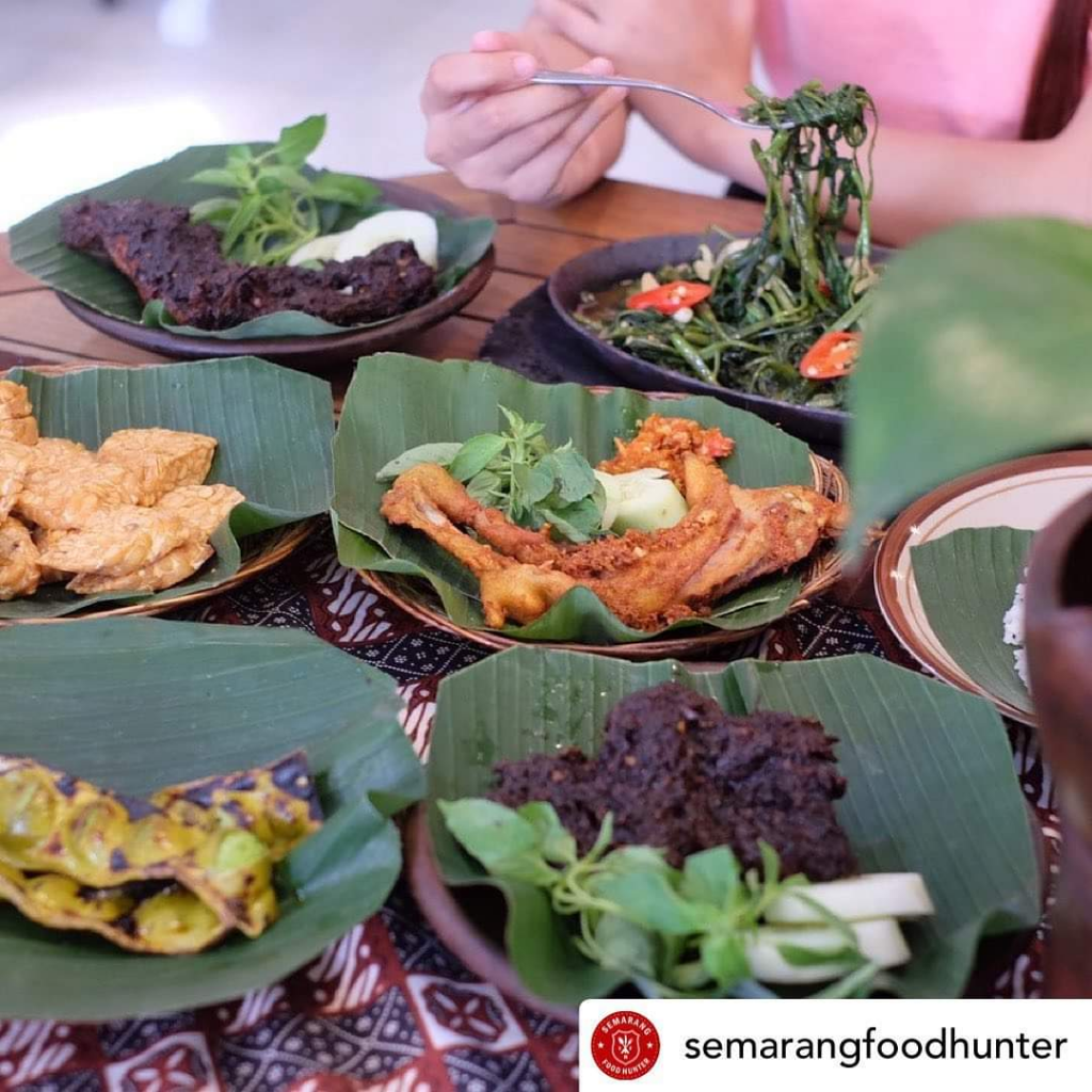 Mau Coba Ayam Bakar Super Enak Di Semarang? Mampir Saja Di Ayam Bakar Artomoro