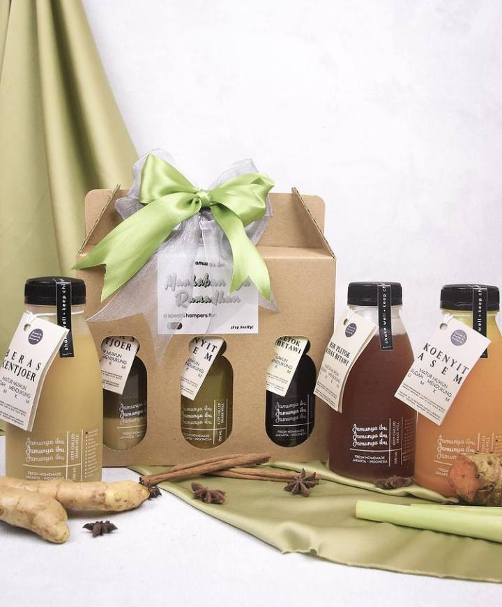 Ingat Sehat Ingat Jamu Ibu, Jamu Tradisional Dikemas Modern!