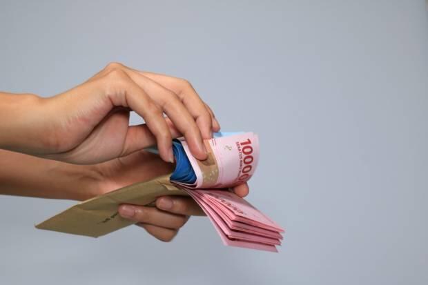 Khawatir THR Gak Dibayar, Ratusan Karyawan Ngadu ke Kemnaker