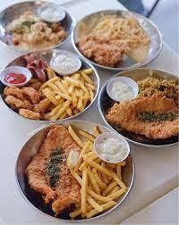 Kedai dengan Fish/Chicken Chips Harga Terjangkau