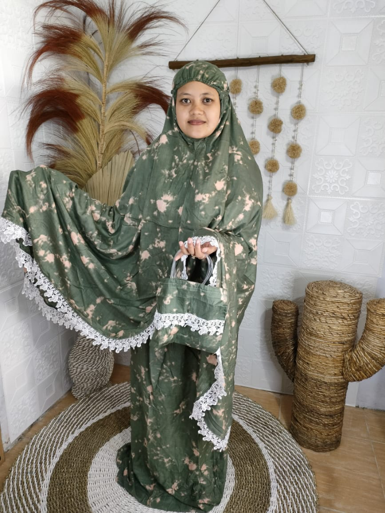 Mukena Ibu Ami Yang Mulai Menawarkan Berbagai Macam Jenis Model Terbaru