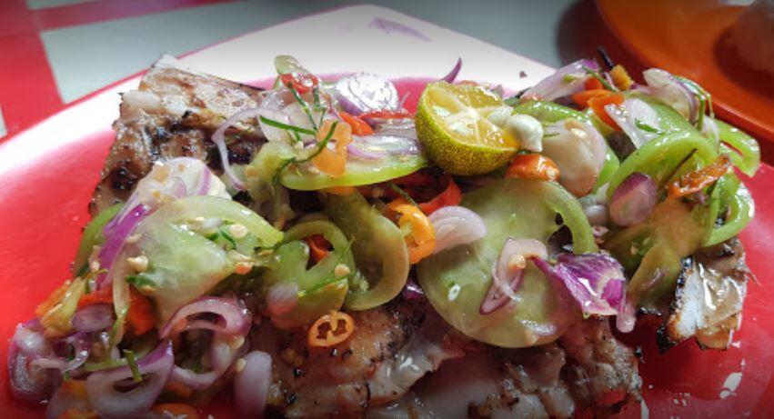 Makan di Dapur ROA &quot;Seafood dan Ikan Bakar&quot;! Porsi Pas Menu Lengkap!