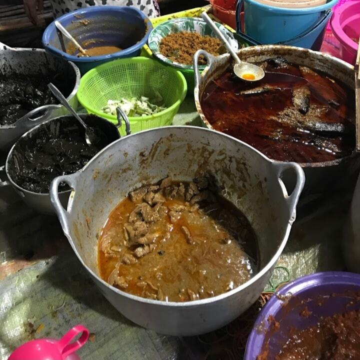 Cari Kuliner Khas Sampang? Ya Nasi Kobel Bu Yuli
