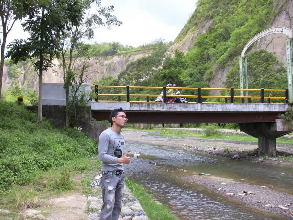 Ngabuburit Nan Irit Di Kota Paris Van Sumatera