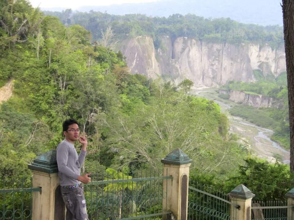 Ngabuburit Nan Irit Di Kota Paris Van Sumatera