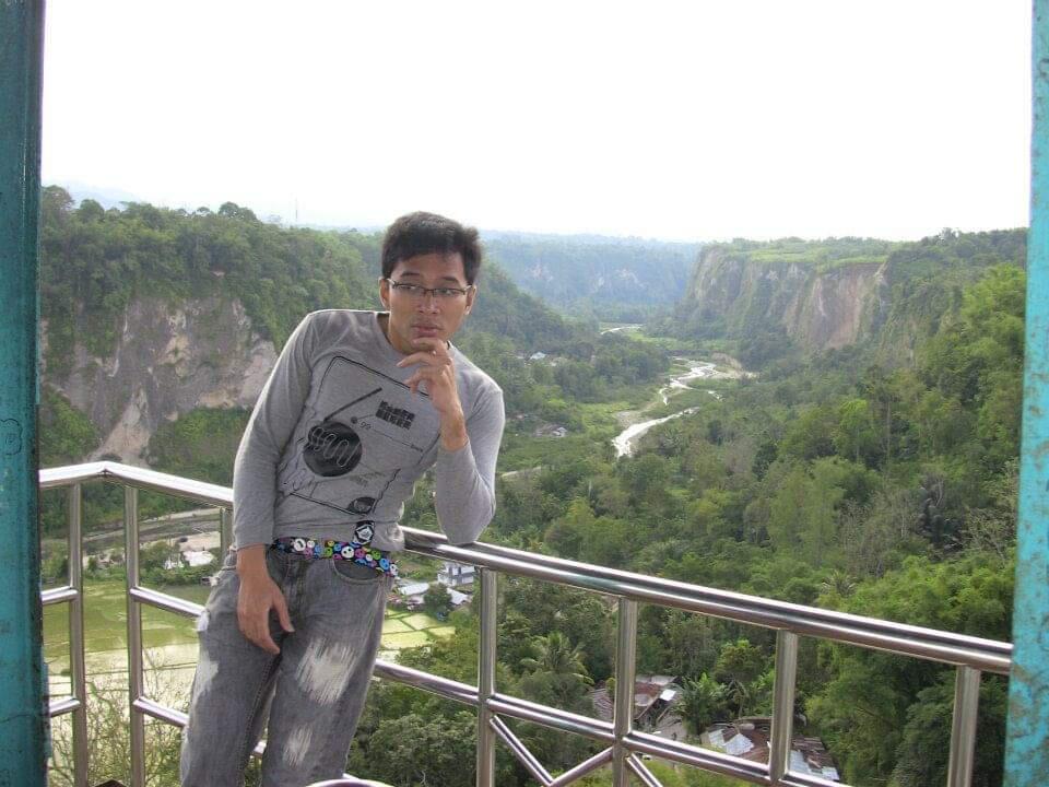 Ngabuburit Nan Irit Di Kota Paris Van Sumatera
