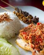 Ayam Gepuk Pak Gembus Ciater BSD, Level Pedasnya Cadas!