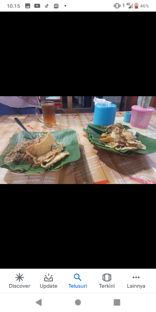 Mau Menikmati Pecel Aneka Toping? Pecel Mbok Sador Salah Satu Yang Wajib Dikunjungi