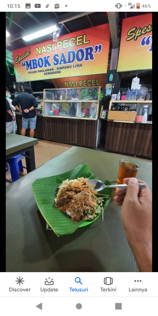 Mau Menikmati Pecel Aneka Toping? Pecel Mbok Sador Salah Satu Yang Wajib Dikunjungi