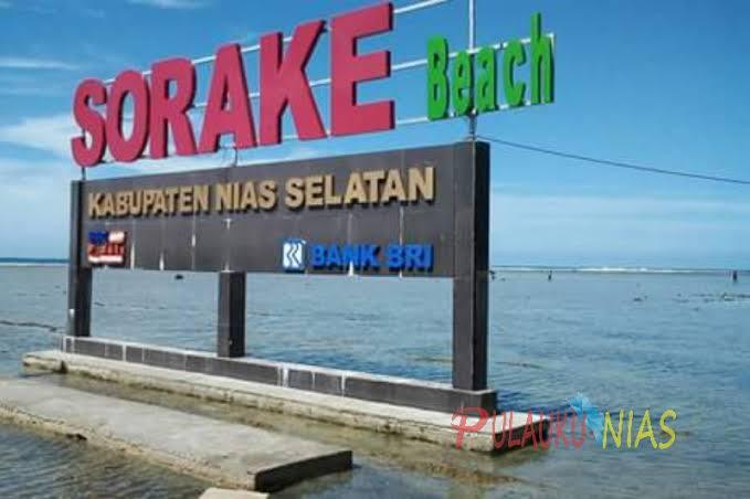 Ngabuburit Di Pantai Sorake Asyik Dan Seru