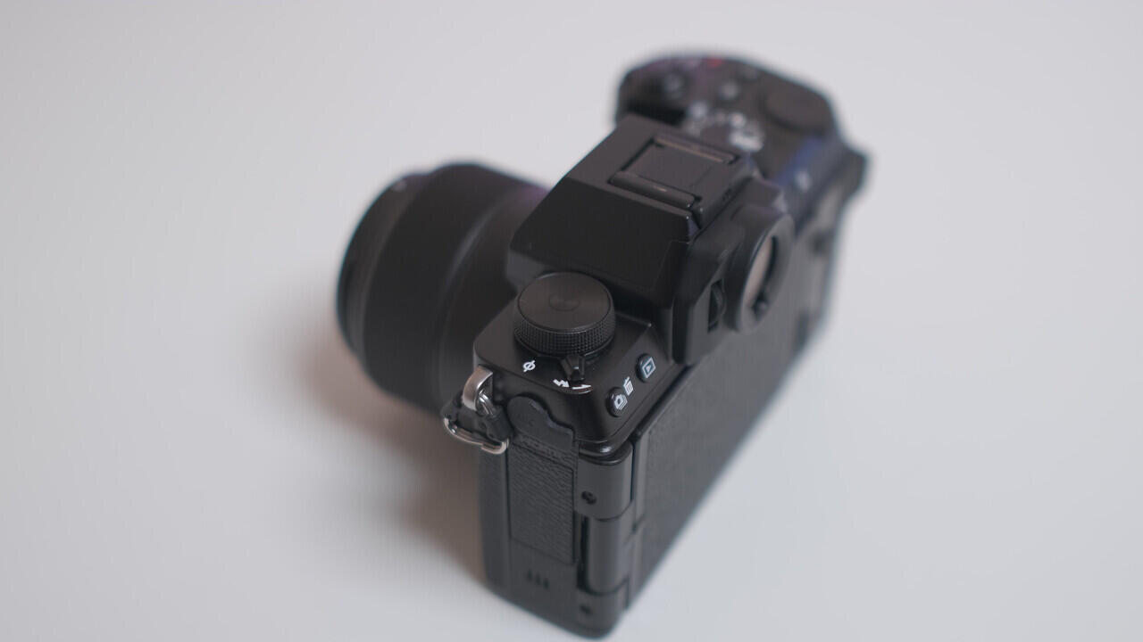 Review Fujifilm X-S10