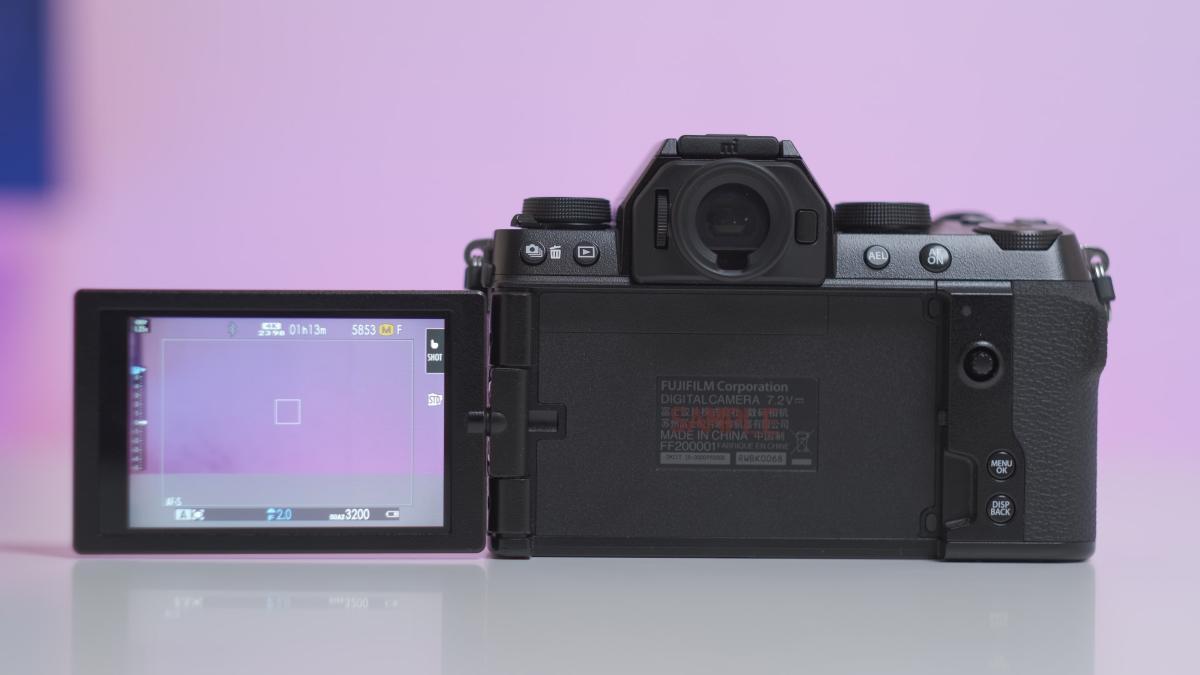 Review Fujifilm X-S10