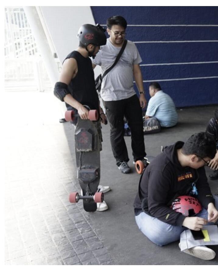 Generasi E-board: Skala Kecil Tapi Berkelas