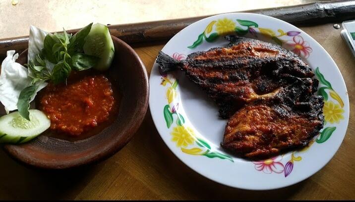 Nyari Rumah Makan Lesehan di Bangkalan? Monggo Kemari Gan