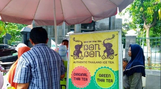 Kedai Minuman Kekinian Ini Kasih Promo yang Bikin Netizen Kesal, Kira-Kira Apa Ya?!