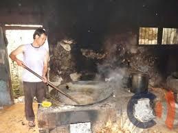 Legit Dan Legendaris Dari Bandung, Wajit Cililin &quot;Pusaka Utama Ibu Hj Erum&quot; 
