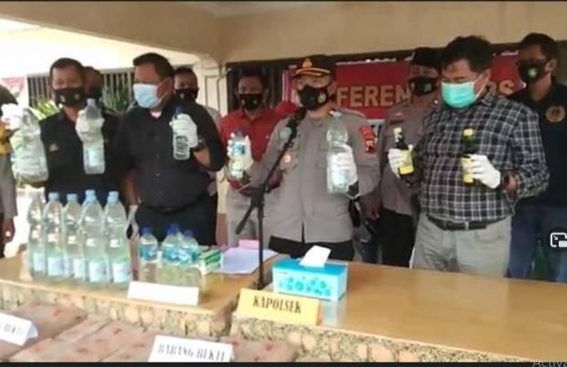 Ribuan Liter Minuman Keras Siap Diedarkan Saat Lebaran Disita Polisi di Pekalongan