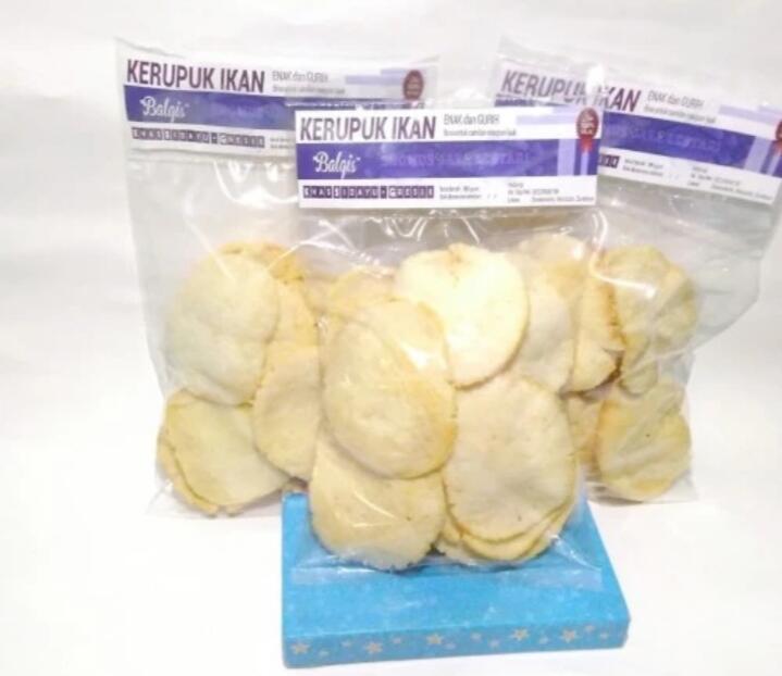 Pecinta Kerupuk Ikan Khas Gresik, Yuk Merapat ke Sidayu!
