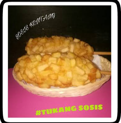 Cara Beda Menikmati Sosis, Yuk ke Tukang Sosis Pondok Labu, Murah Meriah!