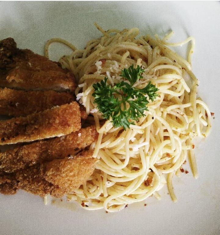 Pingin Cari Makan di Gresik? Di Sini Tempatnya; Veranda Cafe & Pasta House!
