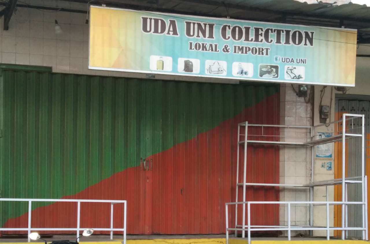 Butuh Perlengkapan Sekolah dan Koper? Mampir di Toko Uda Uni Colection Aja!