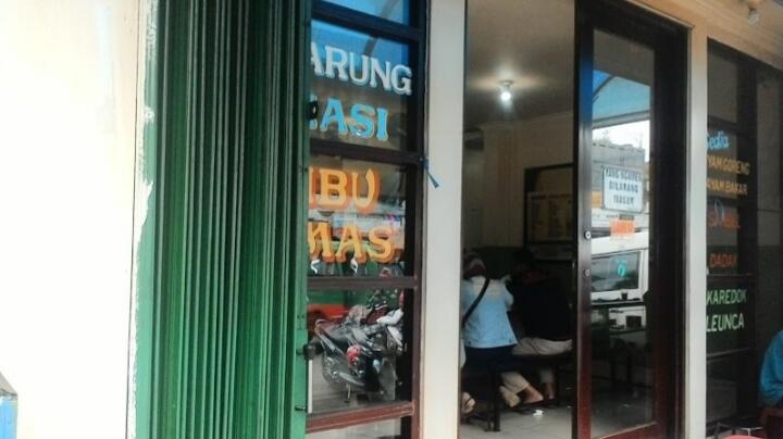 Warung Nasi Ibu Imas 81, Menikmati Rasa Ulukutek Leunca dan Ayam Bakar yang Enak!