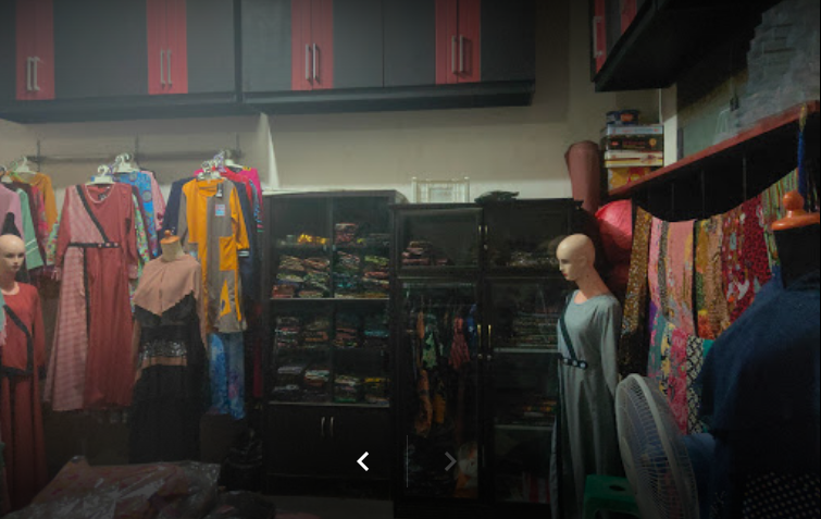 Batik dan Camilan, Toko Semua Produk