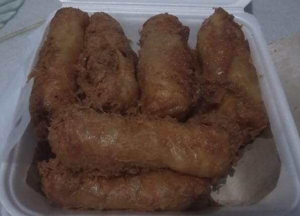 Nikmatnya Buka Puasa dengan Takjil dari Dapur Mayori. Anget Karena Digoreng Dadakan!