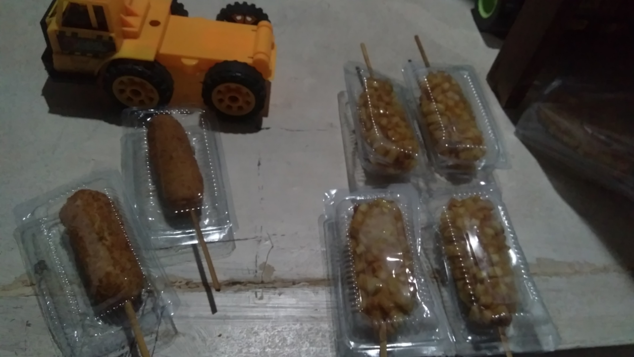 Cara Beda Menikmati Sosis, Yuk ke Tukang Sosis Pondok Labu, Murah Meriah!