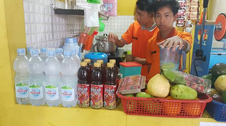 Ayam Bakar Mas Eza, Rasa Ayam Bakar Terenak yang Pernah TS Rasakan, Penasaran?