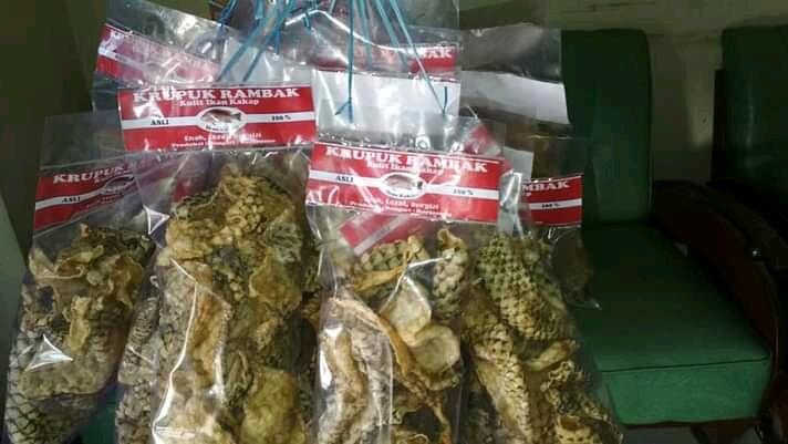 Kerupuk Kulit Ikan Kakap Semarang Punya