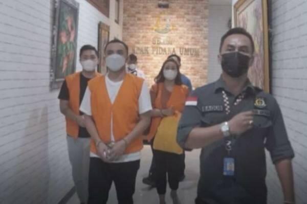 Ini Sosok Kacab Cantik Bank Mega yang Bobol Deposito Nasabah Rp62 Miliar