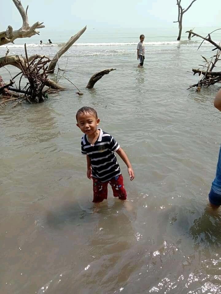 Pantai Cirewang Kesukaan Ane Kalo Udah Mudik Ke Subang