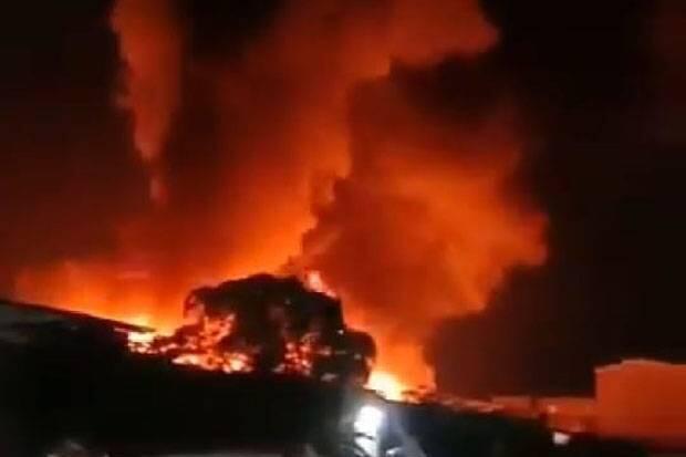 Korsleting Listrik, Rumah di Kapuk Muara Terbakar
