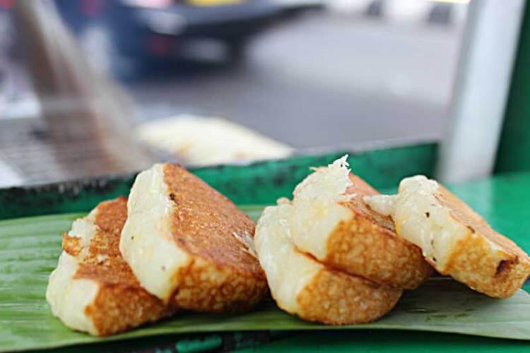 Berburu Aneka Takjil A La Makassar