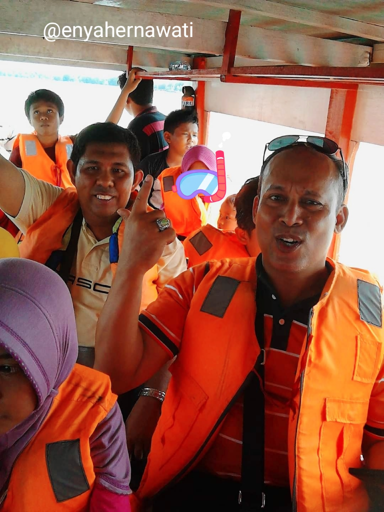 Serunya Menghabiskan Lebaran di Pantai Gandoriah, Kota Pariaman