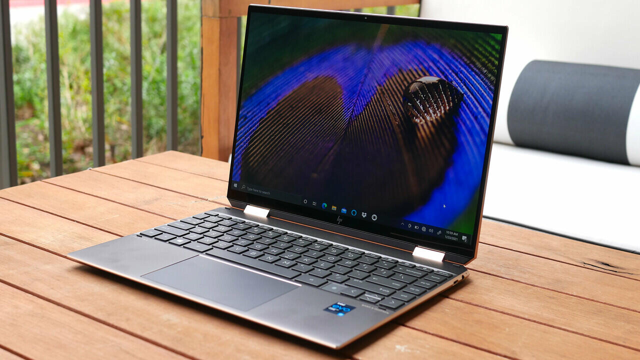 Review HP Spectre x360 14 convertible PC, Laptop Sangar Bukan Kaleng-Kaleng!