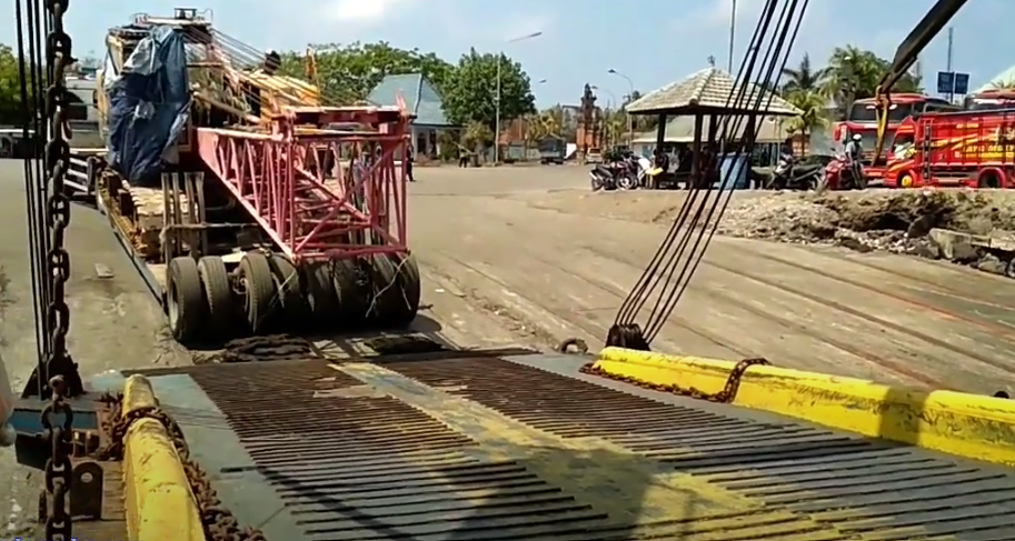 Tractor Head Truck, Apa Itu? Bagaimana Kekurangan Dan Kelebihannya?