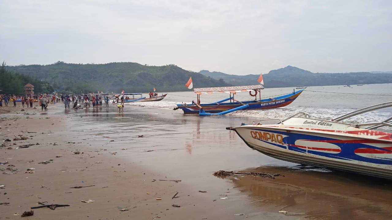 Pantai Gemah, Pantai Dengan Sejuta Kerinduan