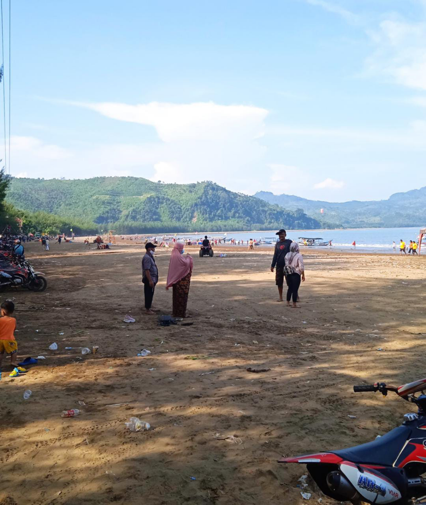 Pantai Gemah, Pantai Dengan Sejuta Kerinduan